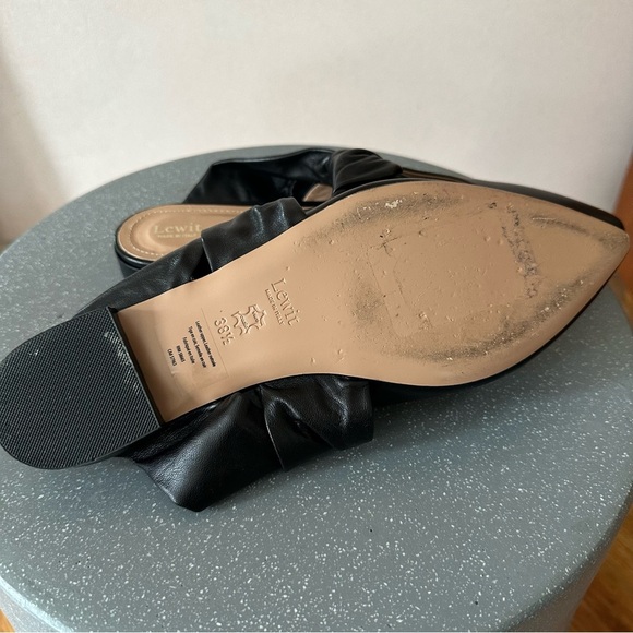 Lewit Made in Italy Leather Flats - Picture 4 of 4